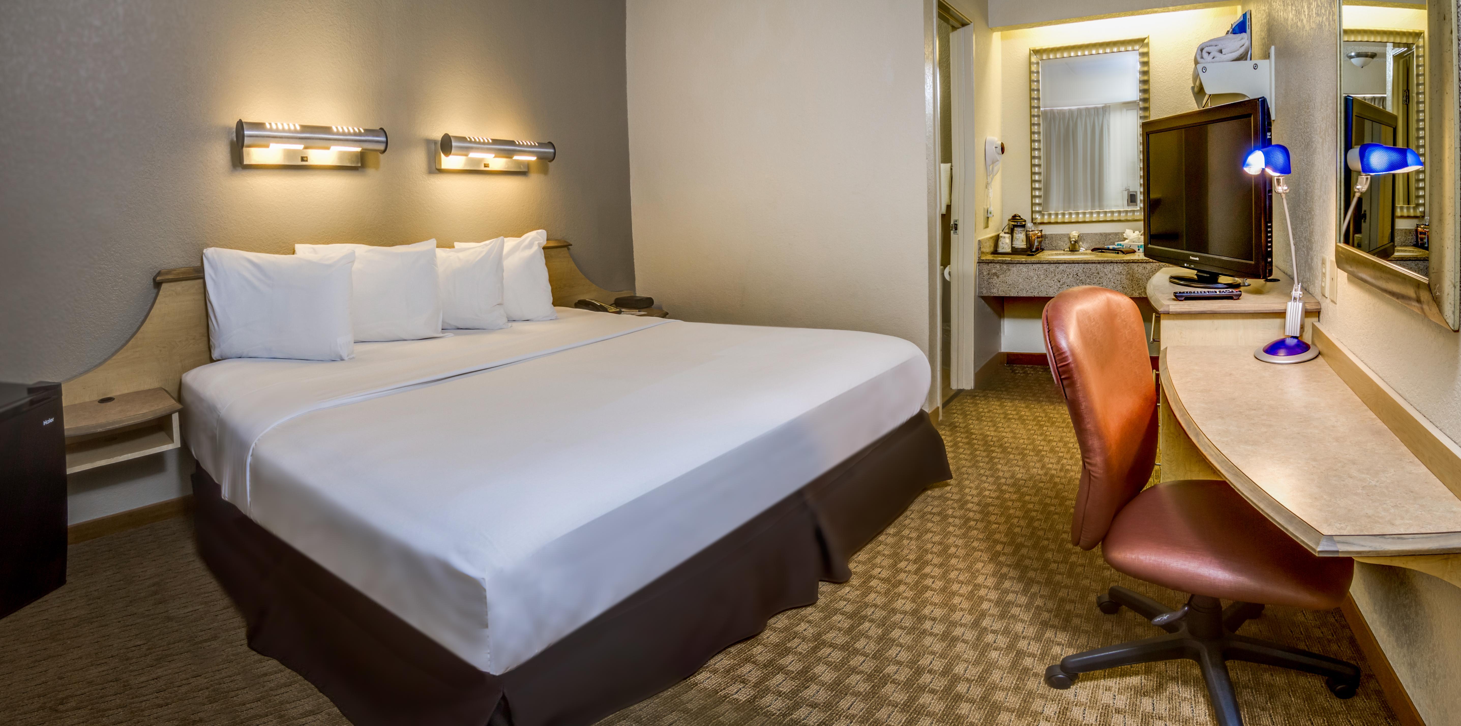 Clarion Inn & Suites At International Drive Williamsburg Eksteriør billede