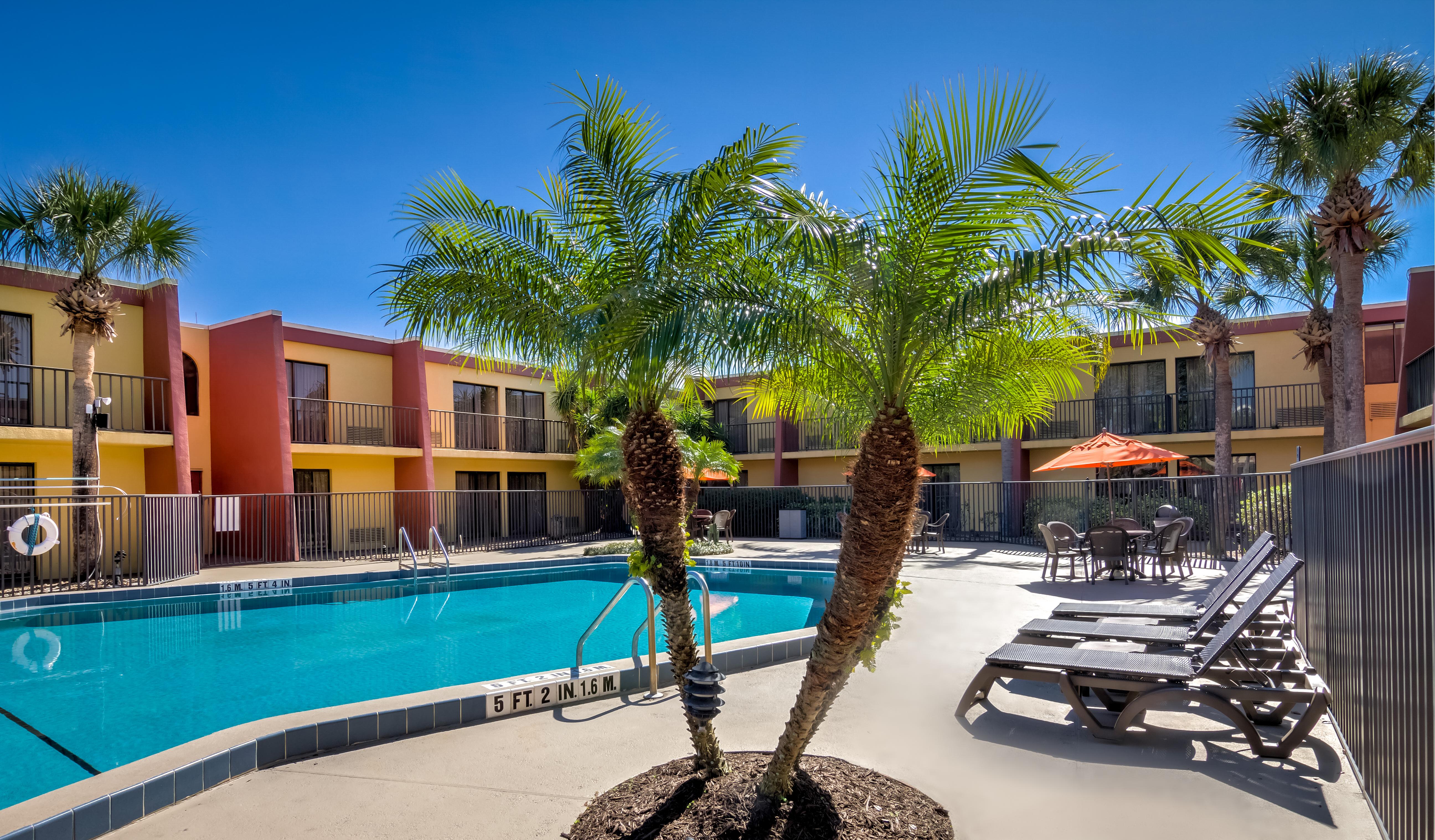 Clarion Inn & Suites At International Drive Williamsburg Eksteriør billede