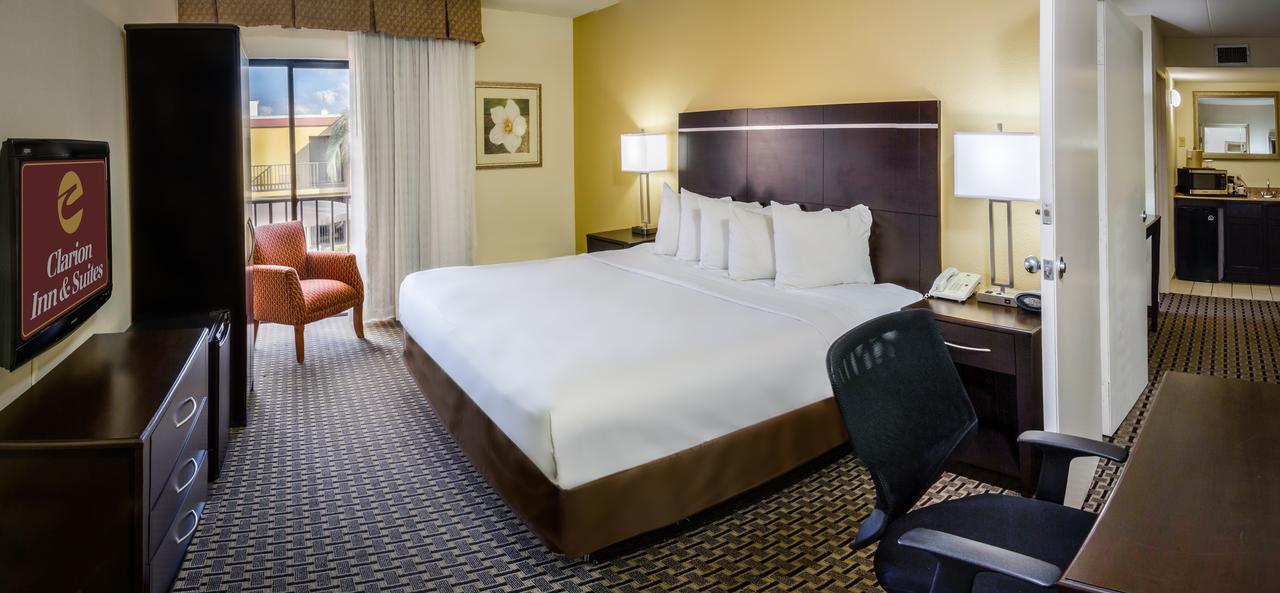 Clarion Inn & Suites At International Drive Williamsburg Eksteriør billede